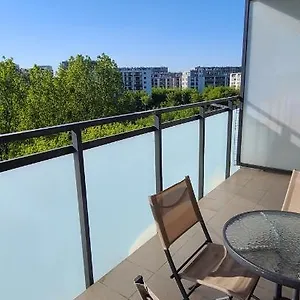 Wellsituated 1 Bedroom In Freeparking Apartament